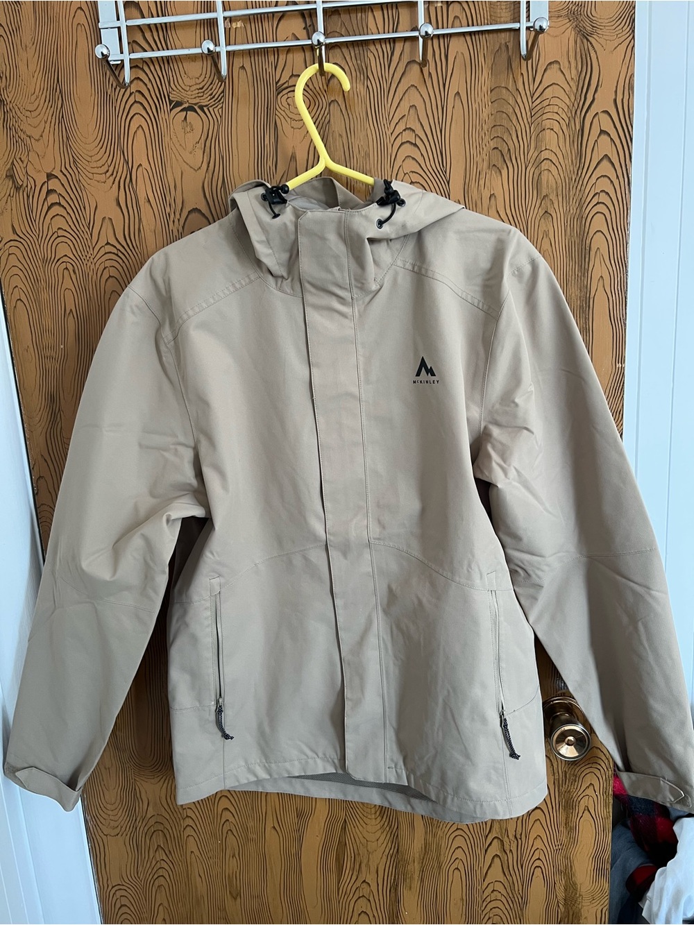 McKINLEY Terang III Waterproof Rain Jacket NWOT